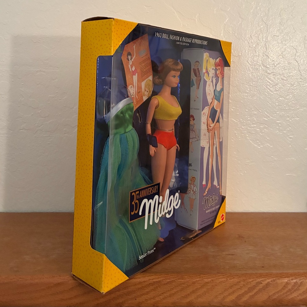 🆕 35th Anniversary Midge 1997 Barbie Doll - Picture 7 of 10